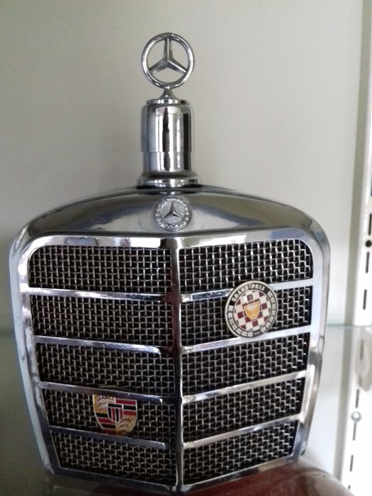 bottiglia boccetta calendario giappone - Mercedes-Benz - 1960-1970