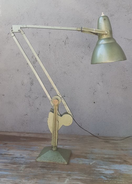  Erpe - Anglepoise ellensúlyos asztali lámpa