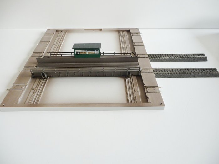 Märklin H0 - 72941/24951 - Attachments - Rolling bridge with remote control and 2 transition rails C-> M