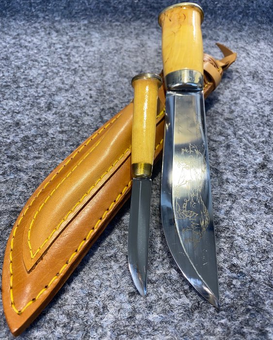 Suomi - Double Finnish Hunting Knife MARTTIINI FINLAND - Masur Birch Handles - Second Half Of 20th Century - Hunting - Veitset