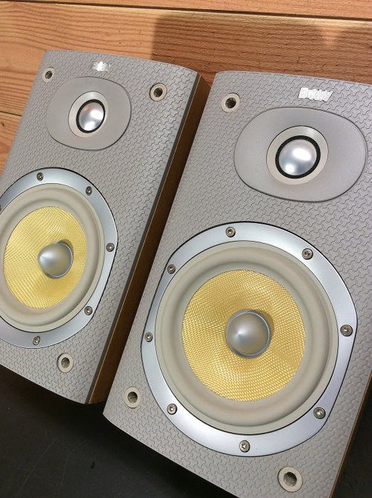 B&W - DM600 S3 - Monitor Speakers  - Speaker set