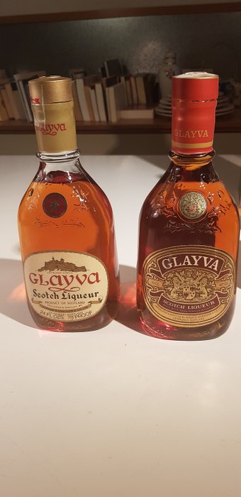 Glayva - Whisky Liqueur - b. década de 1960, década de 1970 - 70cl, 24 UK Fl Oz (68cl) - 2 garrafas