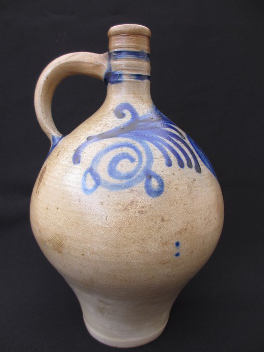 Westerwald stoneware jug - Earthenware