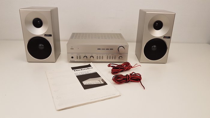Technics - SU-C03 AMP + Technics SB-F2 Speakerset - Speaker set, Stereo versterker