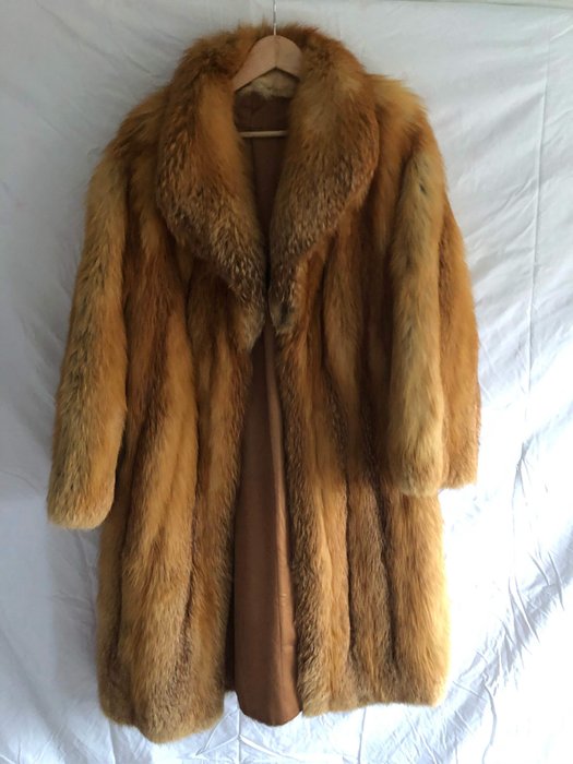 kes 2 - Fox fur - Fur coat - Made in: not known