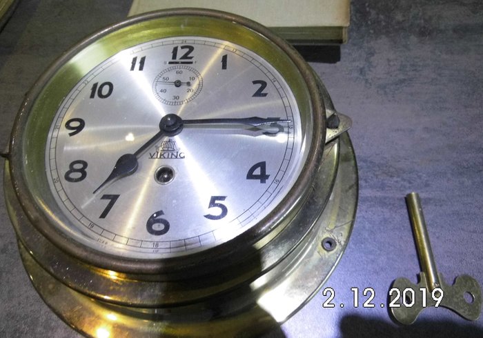 Zegar okrętowy, wiking - Mosiądz - połowa XX wieku