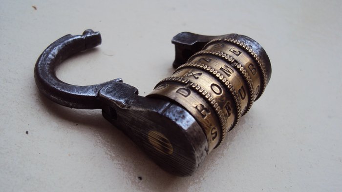 gammel kombination lås hængelås tidligt XIX århundrede (1) - bronze / stål - Begyndelsen af det 19. århundrede