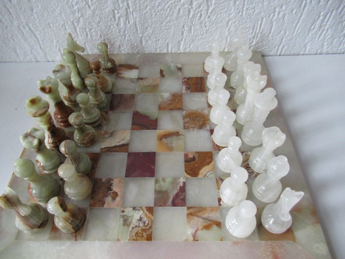 Onyx e mármore do jogo de xadrez - Mármore e ônix