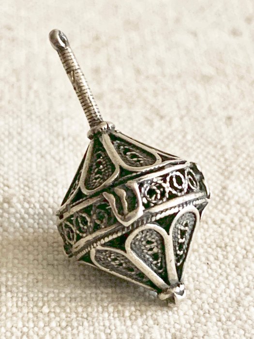 Austrian silversmith - Judaica - A magnificent silver - Catawiki