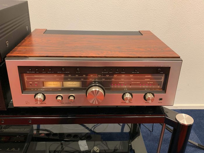 Luxman - R-1050 - Stereo receiver