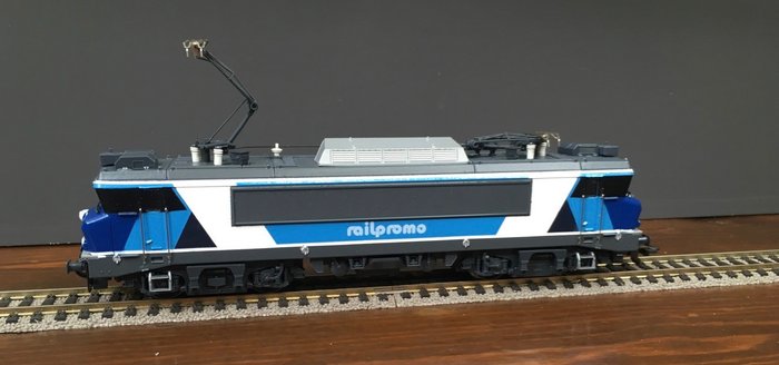 Roco H0 - 62670 - 電機車 - 晚餐火車 - Railpromo RFS 101001 