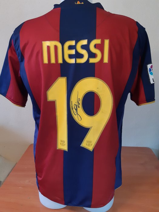 FC Barcelona - Spanish Football League - Lionel Messi - Autograph, Jersey