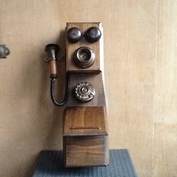 Antik Vægtelefon