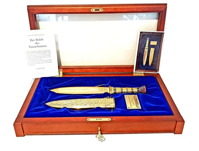 Franklin Mint - 金匕首或图坦卡蒙国王 - 重磅24克拉镀金，配有纸张和展示柜