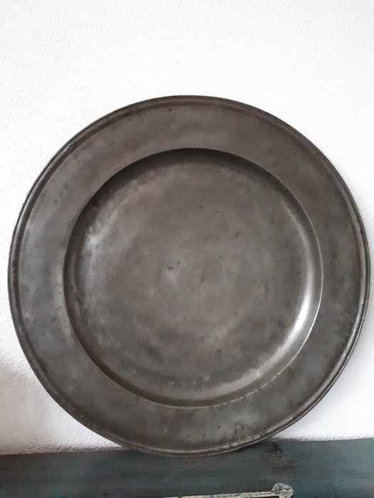 Plate - Pewter/Tin - 17th century