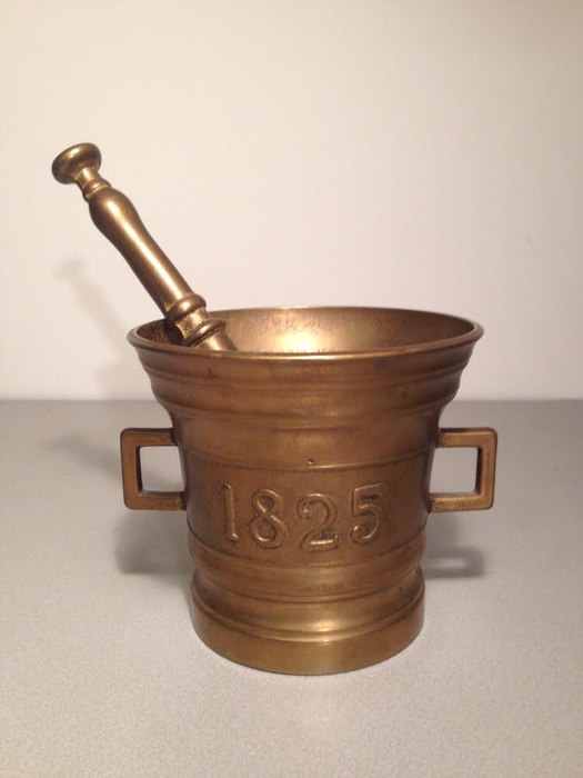 copper mortar with pestle marked 1825 - Brass, Copper