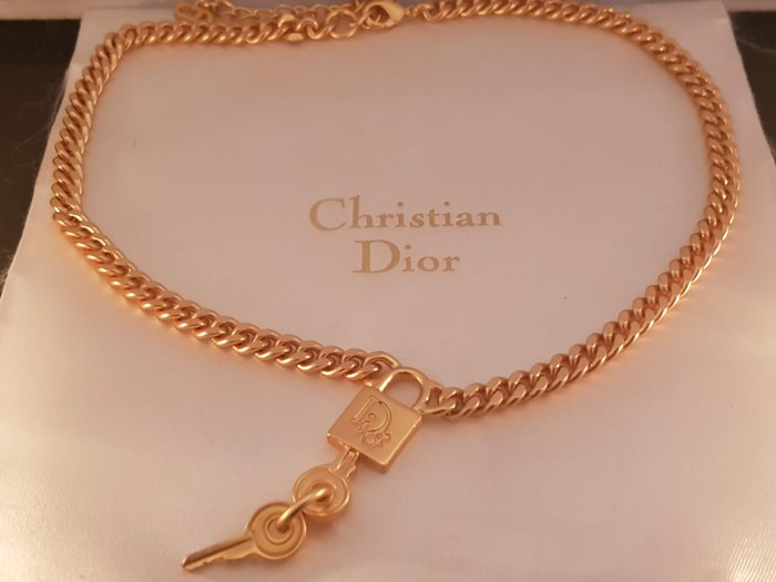 dior lock necklace gold