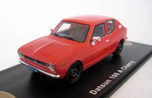 Golden Oldies - 1:43 - Datsun 100 A Cherry - Red  - Limited 100 db.