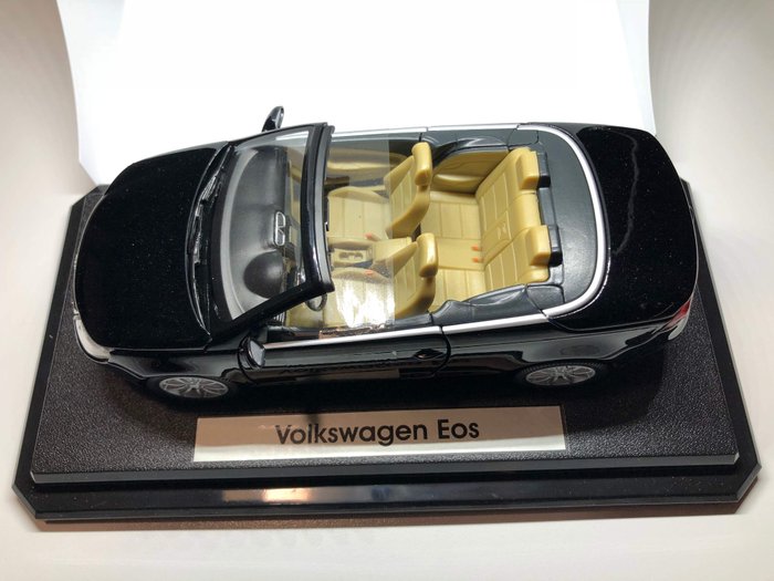 Volkswagen  - 1:24 - Volkswagen EOS - Editie van 2006