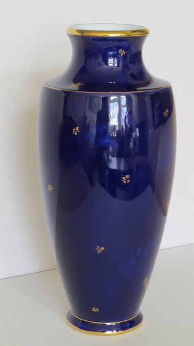Sevres - Vase - angeboten vom französischen Präsidenten - Porzellan