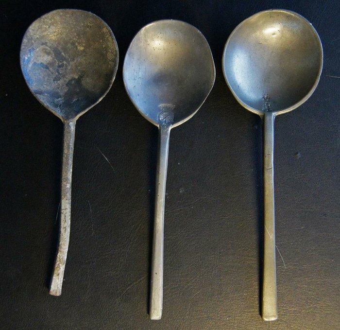Spoons (3) - Pewter/Tin - 1600 to 18th century