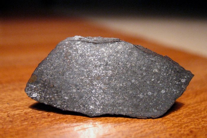 SAH 97146 - Seltener Typ (metallreich) EH3-Enstatit Chondrit Meteorit - 2.16 g