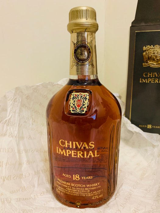 Chivas Imperial 18 years old - Official bottling - b. Jaren 1990 - 0,7 Liter