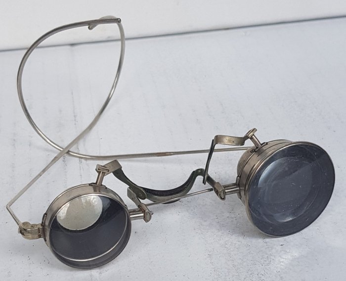 Optical instrument, Surgeon glasses - Surgical Magnifying Glasses Carl  Zeiss Jena - Catawiki