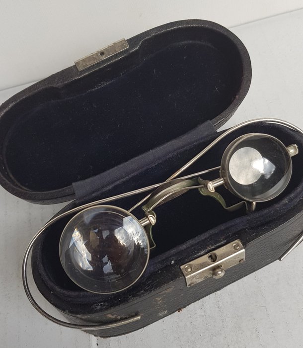 Kirurgglasögon, Optiskt instrument - Kirurgiska förstoringsglas Carl Zeiss Jena