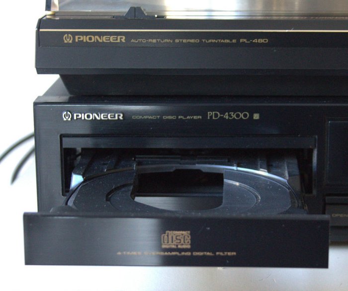 Pioneer -  PL-480 e PD-4300 - CD-soitin, Kääntöpöytä
