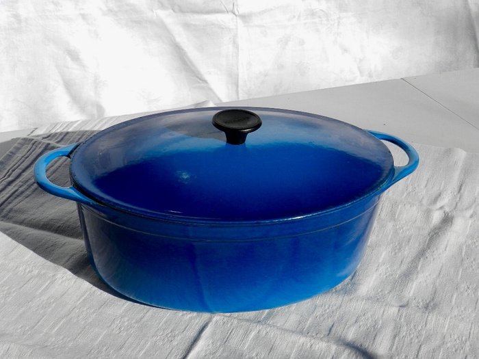 Cousances  - Cocotte Nr. 28-cobalt blue-with lid - Enameled Cast Iron