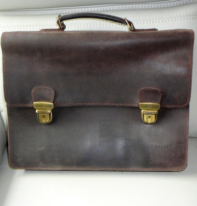 Arthur & Aston - Briefcase, bookbag - Leather