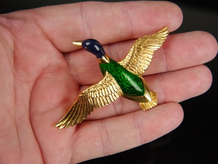 semester Perhaps Pelmel CARVEN Paris Frankreich gilded - Ducks brooch. - Catawiki