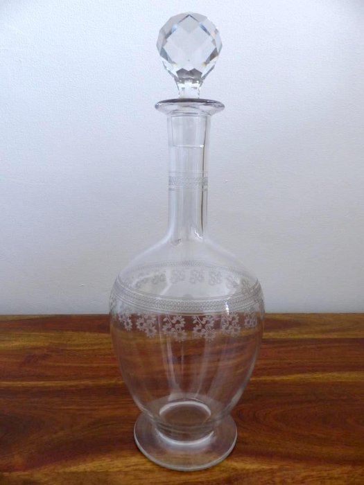 Cristal Baccarat - Wine Carafe 1 liter pompadour model - Crystal