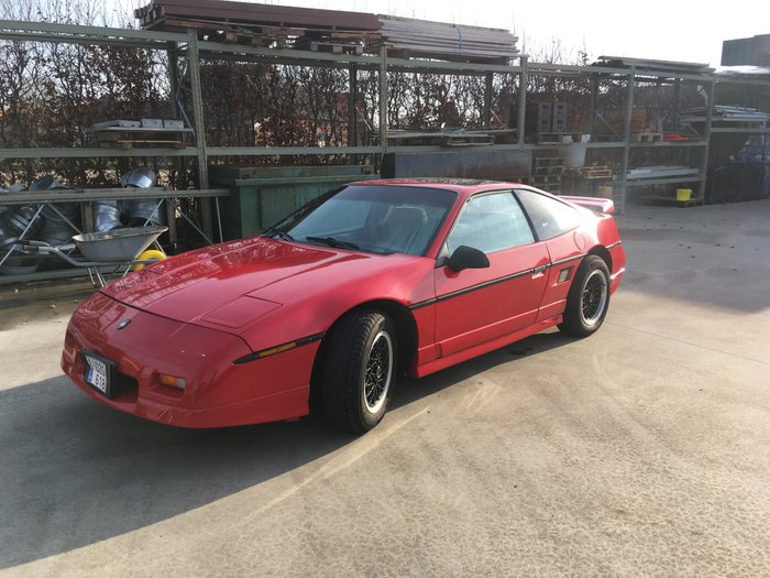 Pontiac - Fiero GT - 1988