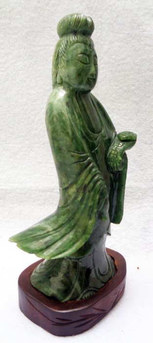Personnage (1) - Épinards de jade - Guan Yin - Chine - milieu du 20ème siècle