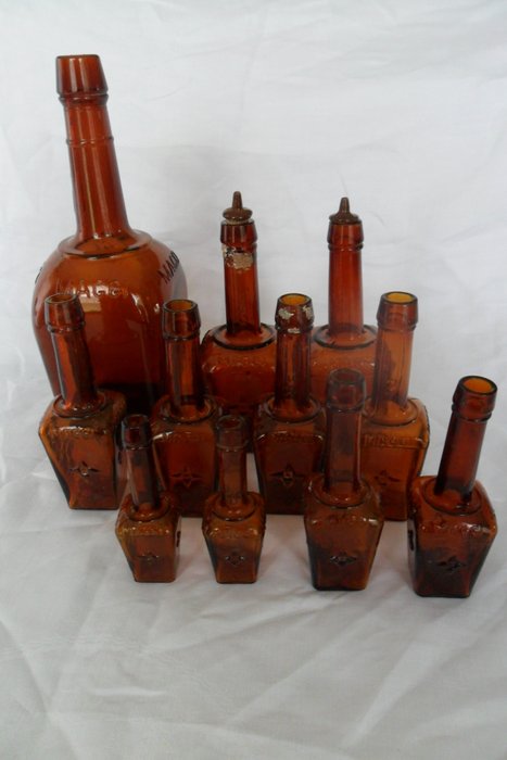 Maggi - Maggi bottles (11) - Glass