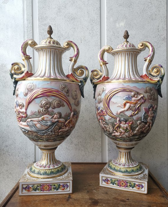 Capodimonte - Jar (2) - Porcelain