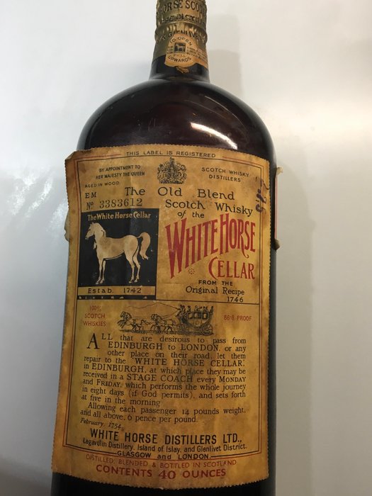 Lagavulin, White Horse White Horse Cellar - b. 1960s - 40 ounces (1.14 Litre)