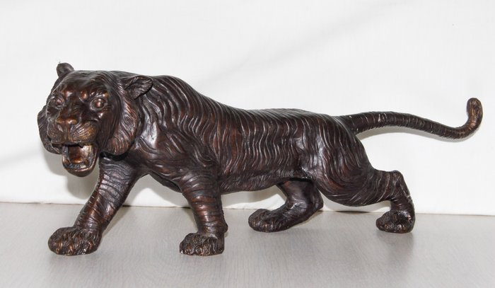 A. Tiot - Skulptur, Tiger - Japaner