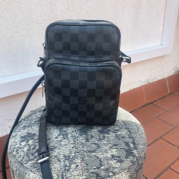 Sold at Auction: Louis Vuitton 2019 Limited Edition Damier
