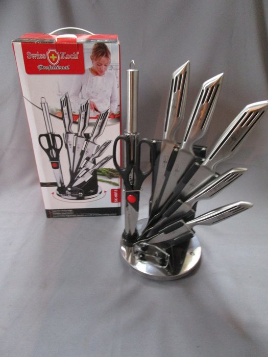 Swiss Koch Professional - Quality Knife Set - 8 pieces with plexi stand - stainless steel blades