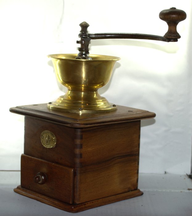 Kissing & Möllmann  - Deponirte marke K . & M. - Coffee grinder 1880 -1890 - Brass wood