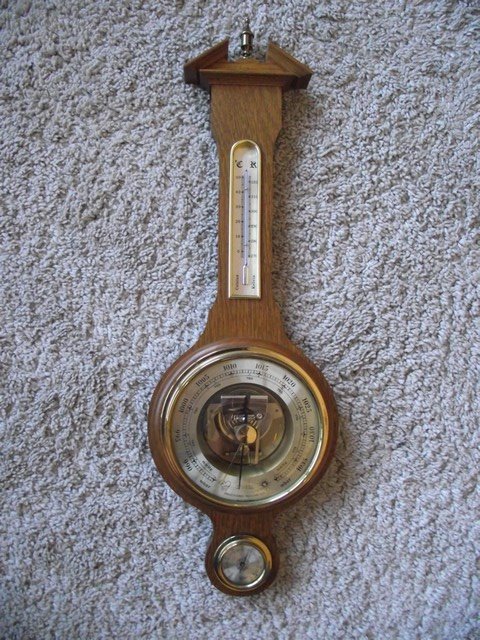 Huger - barometer - hygrometer and thermometer - Brass