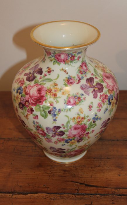 Thomas Rosenthal - Vase - Porcelain