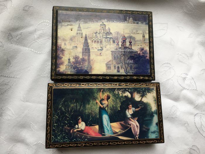 Russian lacquer boxes hand painted (2) - Wood