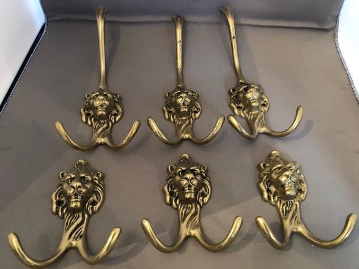 美丽的黄铜外套钩与狮子头 (6) - 黄铜