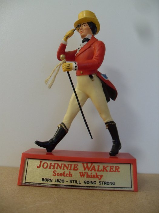 Statuetta di Johnnie Walker / in scatola originale / ottime condizioni (1) - Plastica