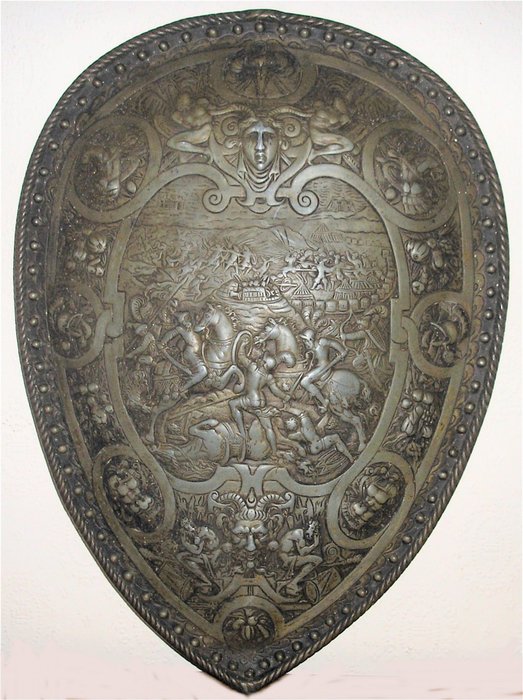 法国国王亨利二世游行盾副本 - 铸造金属合金 - 19世纪上半叶
