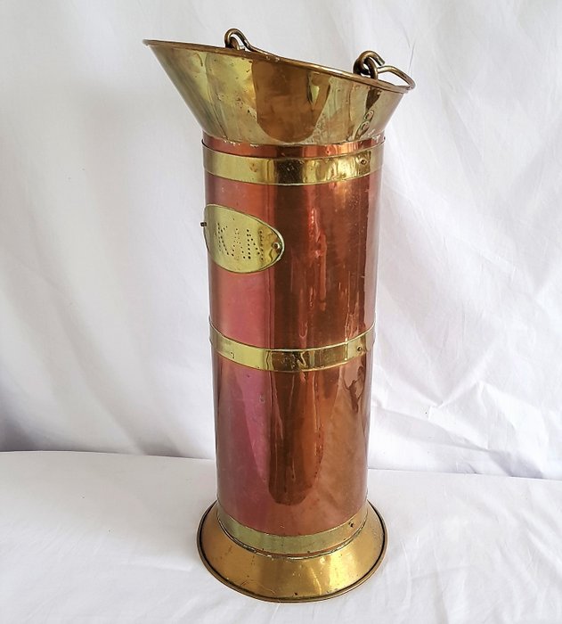 Vintage milk jug / umbrella stand - Copper